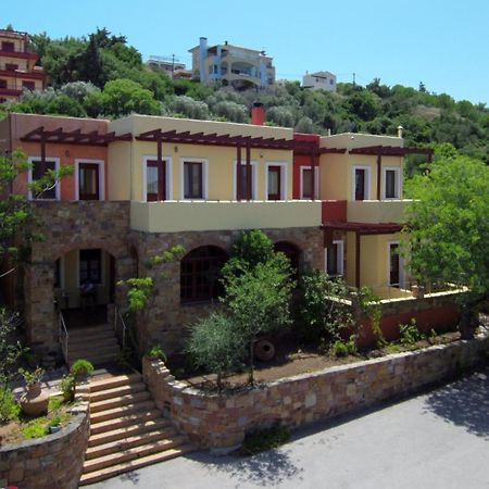 Aeriko Benovias Rooms & Apartments Karfas Bagian luar foto