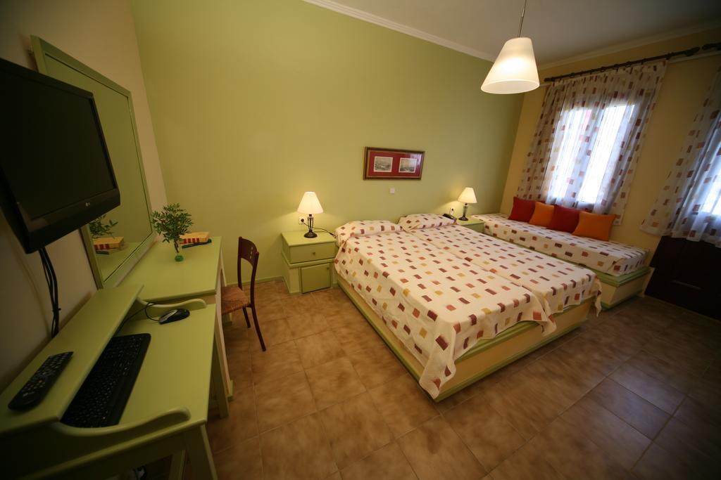Aeriko Benovias Rooms & Apartments Karfas Bagian luar foto